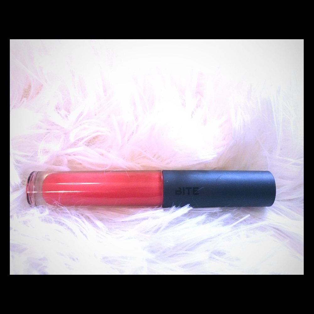BITE Beauty Lipgloss
